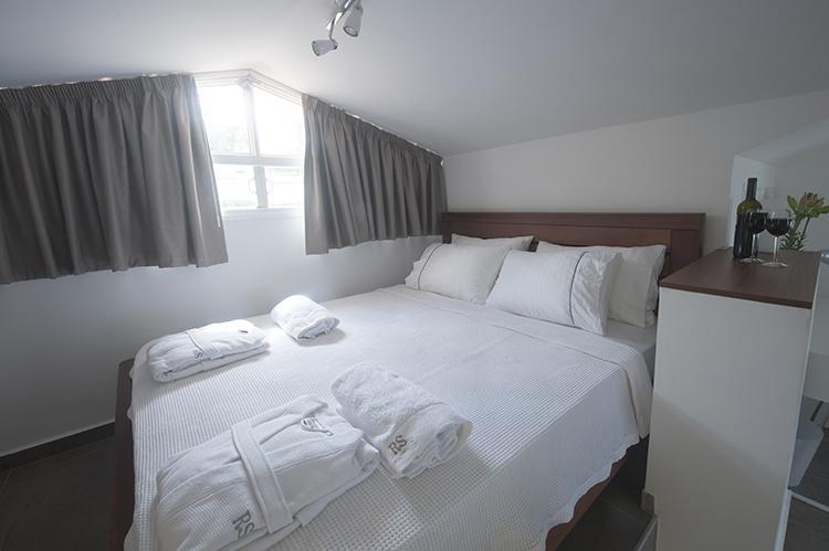 Boutique Apartment "Facing The Sea" Haifa Buitenkant foto